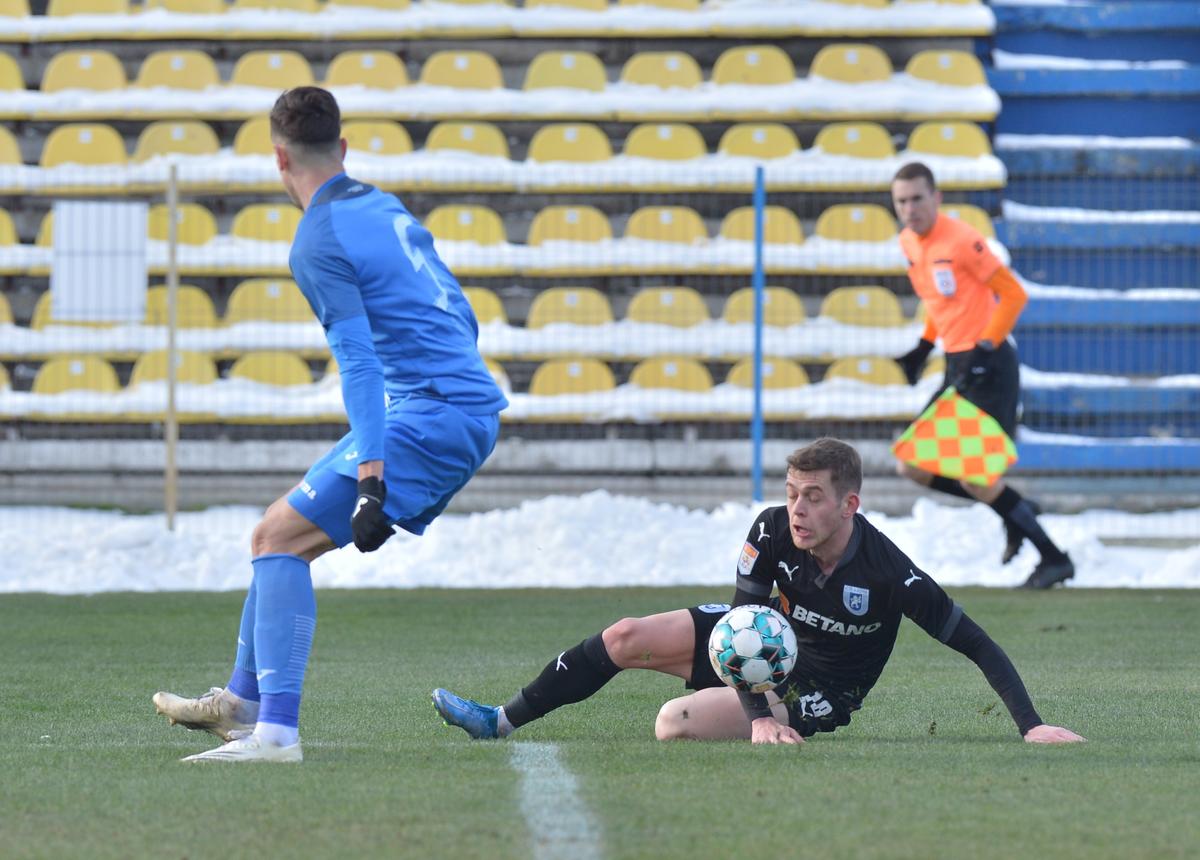 ACADEMICA CLINCENI - CRAIOVA 0-0. Ouzounidis, primele concluzii după debutul în Liga 1: „Nu e nivelul pe care-l vreau! Mai e mult de muncă”