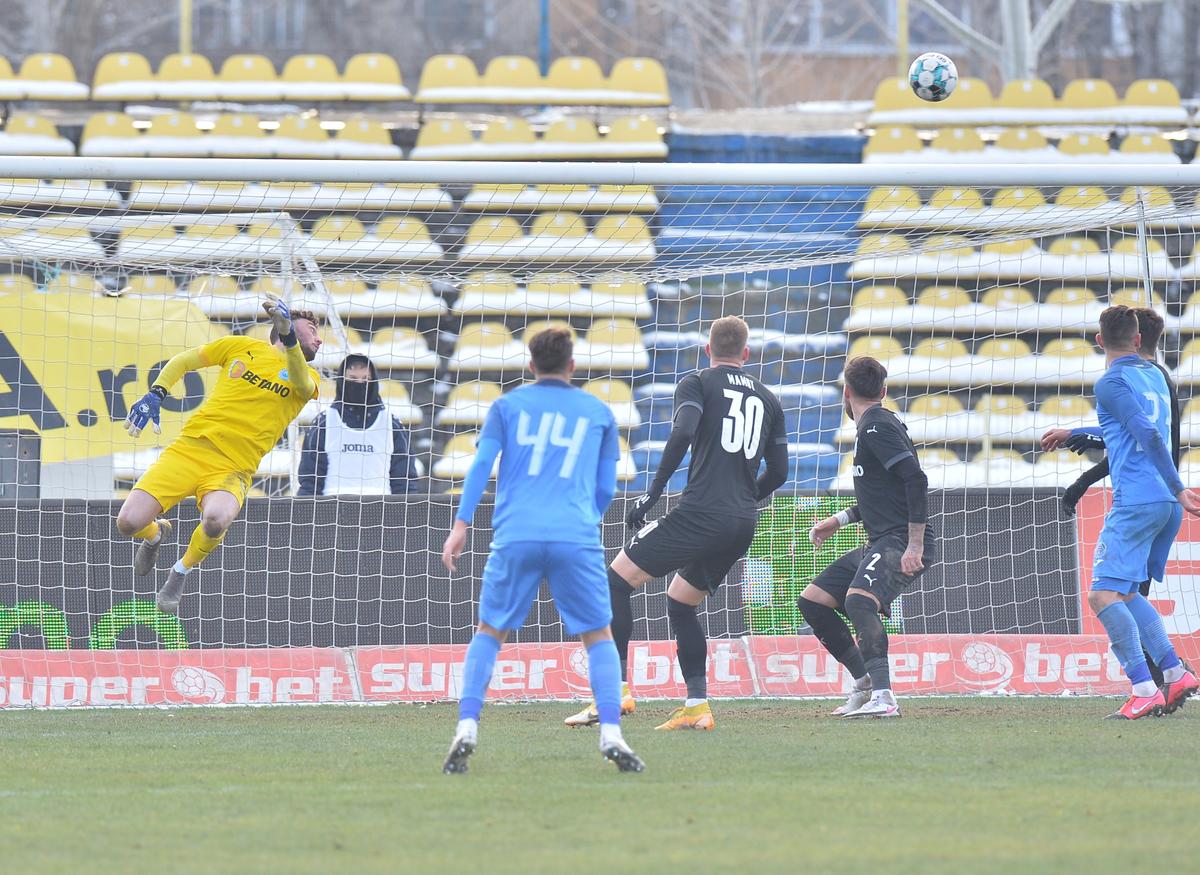 ACADEMICA CLINCENI- CRAIOVA 0-0. Ouzounidis, la fel ca Papură! Craiova face egal la debutul grecului în Liga 1
