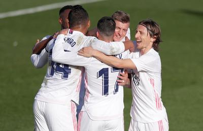 Real Madrid, victorie fără emoții cu Valencia » Două goluri frumoase și o accidentare