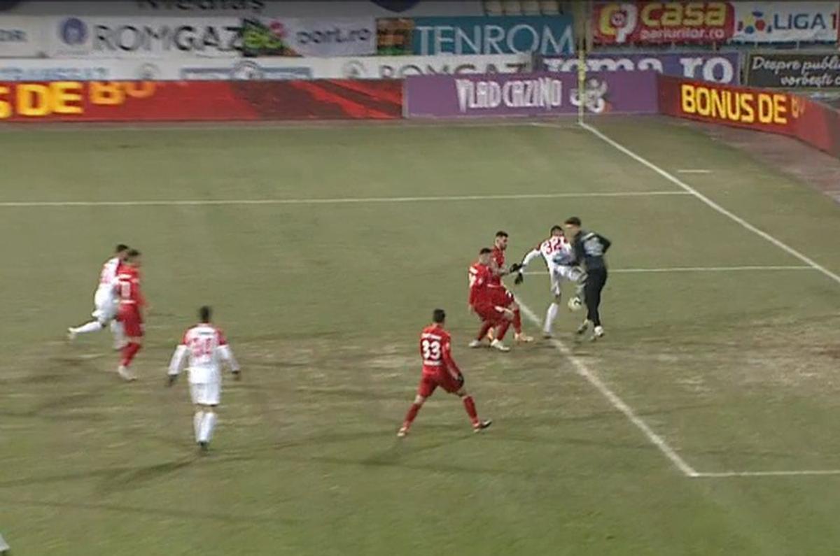 FOTO Penalty controversat în FC Hermannstadt - FCSB!