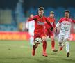 FOTO 3 faze controversate în Hermannstadt - FCSB » MM a postat în timpul meciului + analiza lui Crăciunescu