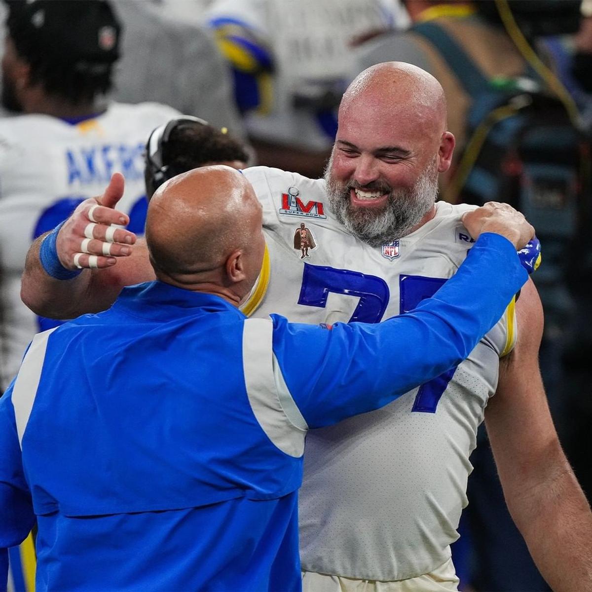 Spectacol în SuperBowl LVI » Los Angeles Rams a reușit să întoarcă scorul și să câștige pentru a doua oară trofeul