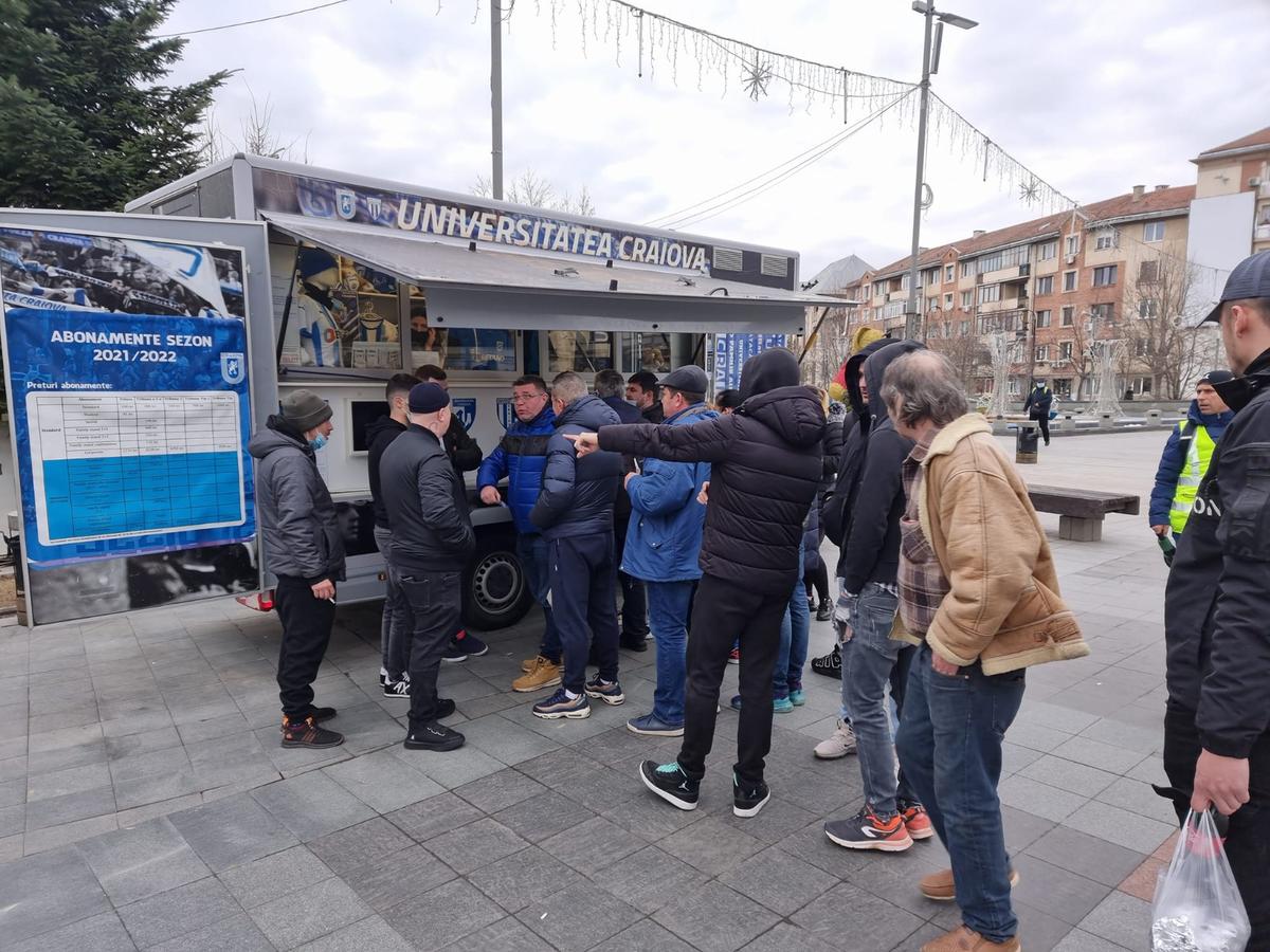 Ce au încercat fanii lui FCU Craiova, chiar înaintea derby-ului cu rivala CS Universitatea