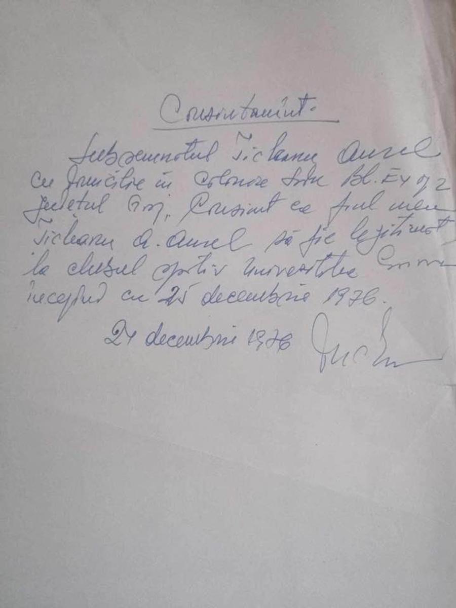 A jucat întâi pe fals, apoi, la nici 18 ani, a ajuns la marea Universitatea Craiova