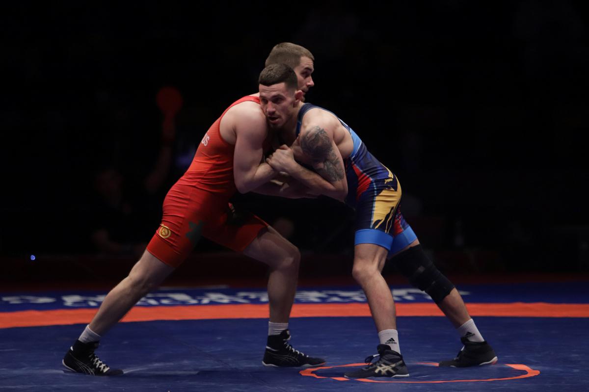 A doua medalie tricoloră la Europenele de lupte de la București » Bronz și pentru Răzvan Arnăut la 60 kg + Beatrice Ana va lupta mâine pentru al treilea titlu consecutiv
