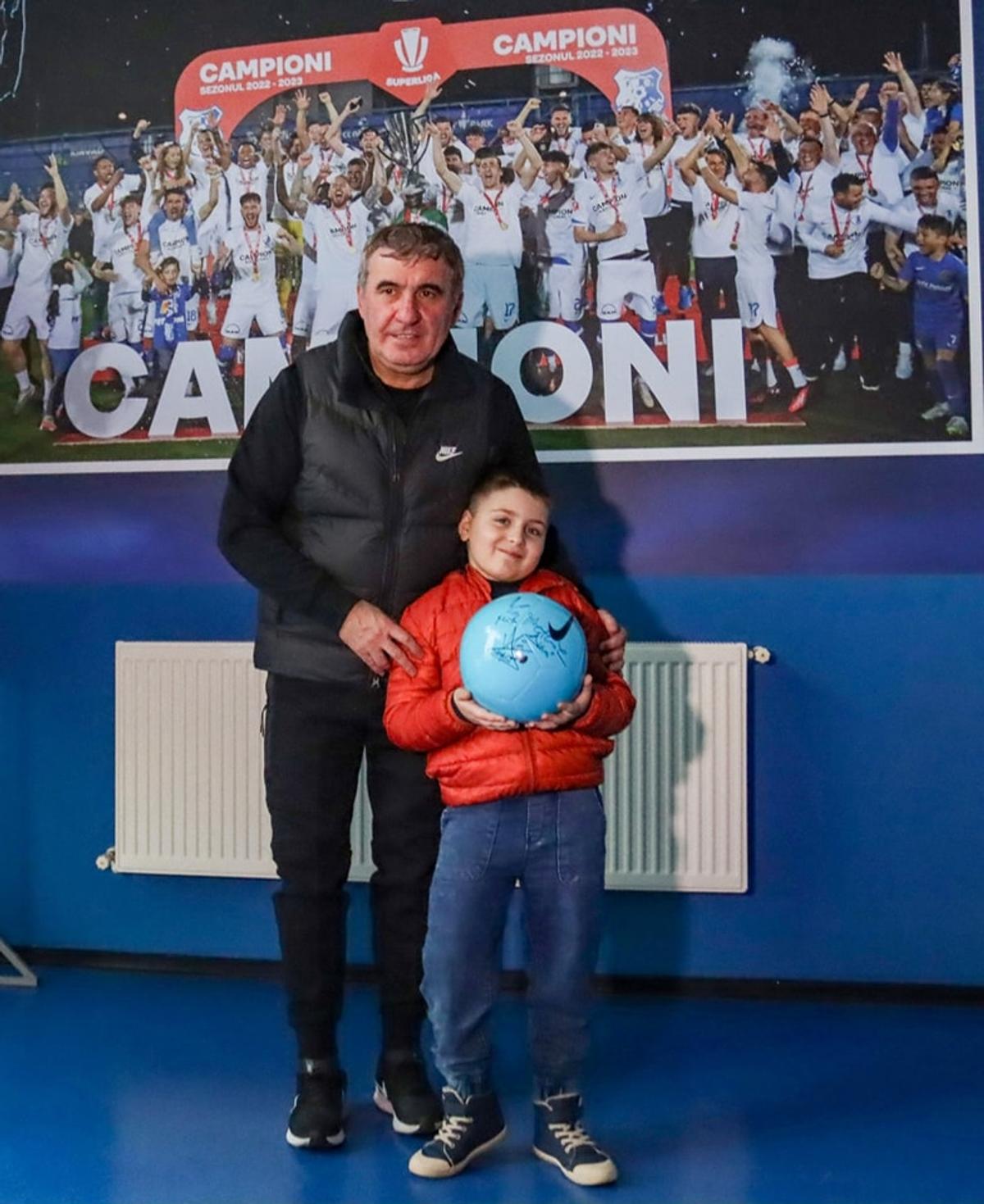 Gică Hagi, surpriză pentru fanul Farului care plângea la meciul cu Dinamo