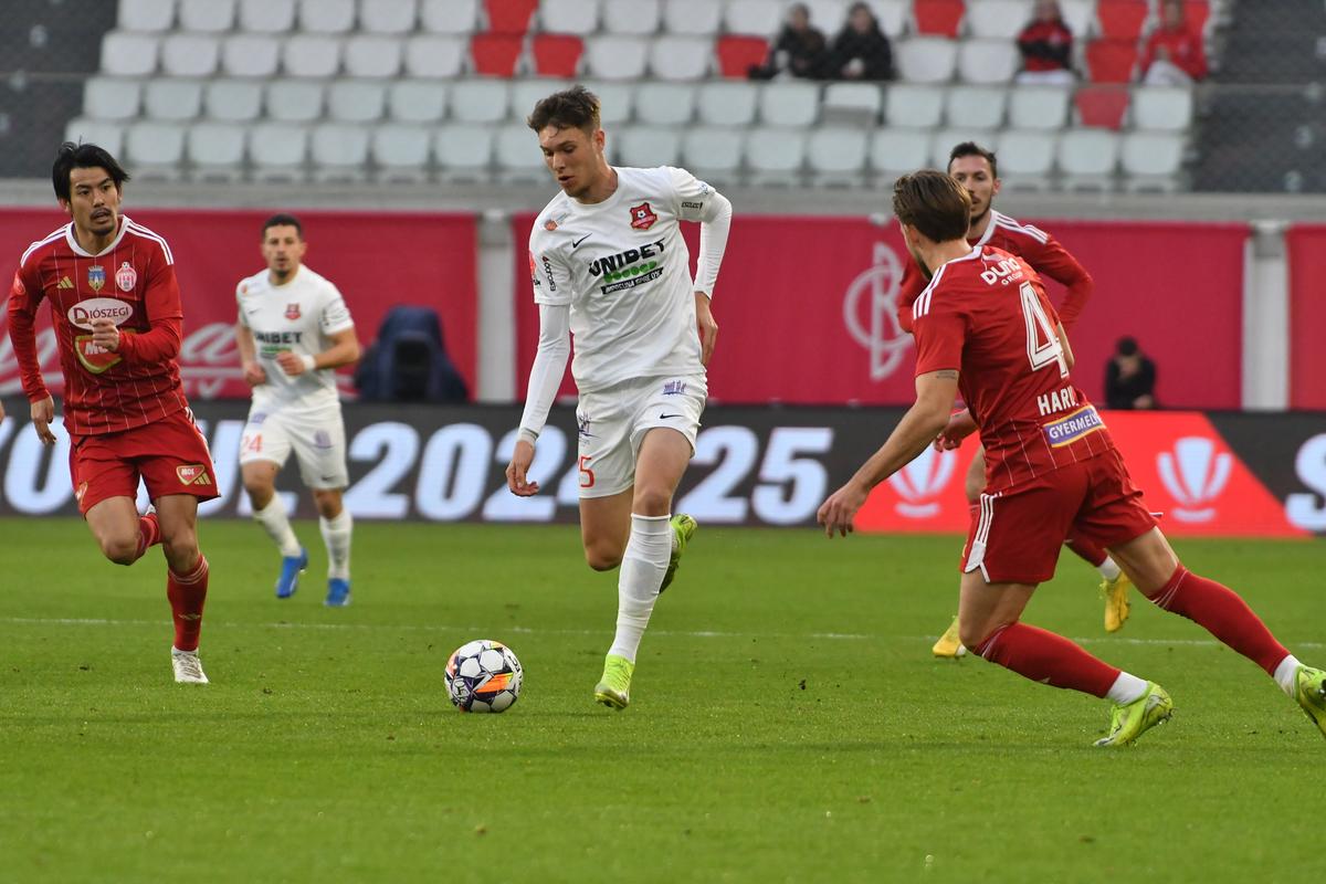 Repriza nebună din Sepsi - Hermannstadt poate să decidă play-off-ul! Meciul carierei pentru Ianis Stoica: hat-trick în 21 de minute » Clasamentul ACUM