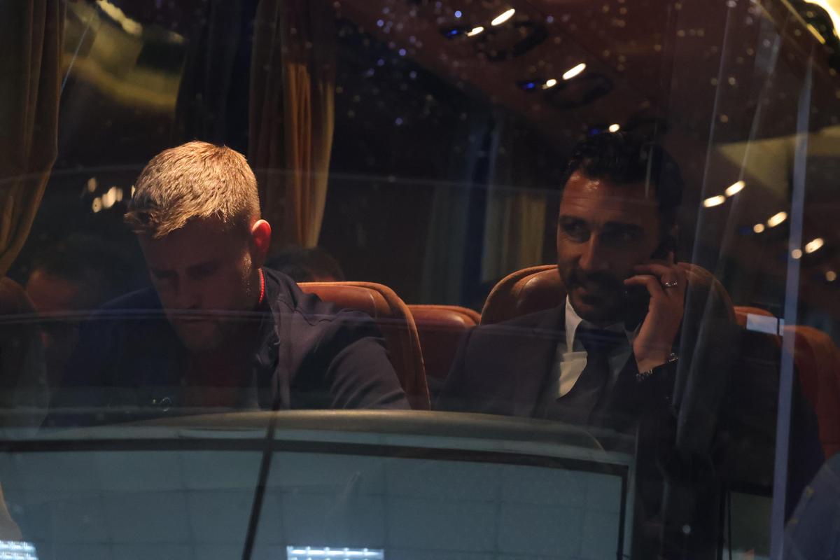 Faza serii: cum au fost surprinși Teia Sponte și ginerele lui Becali după PAOK - FCSB » Pintilii și Charalambous în ipostaze diferite