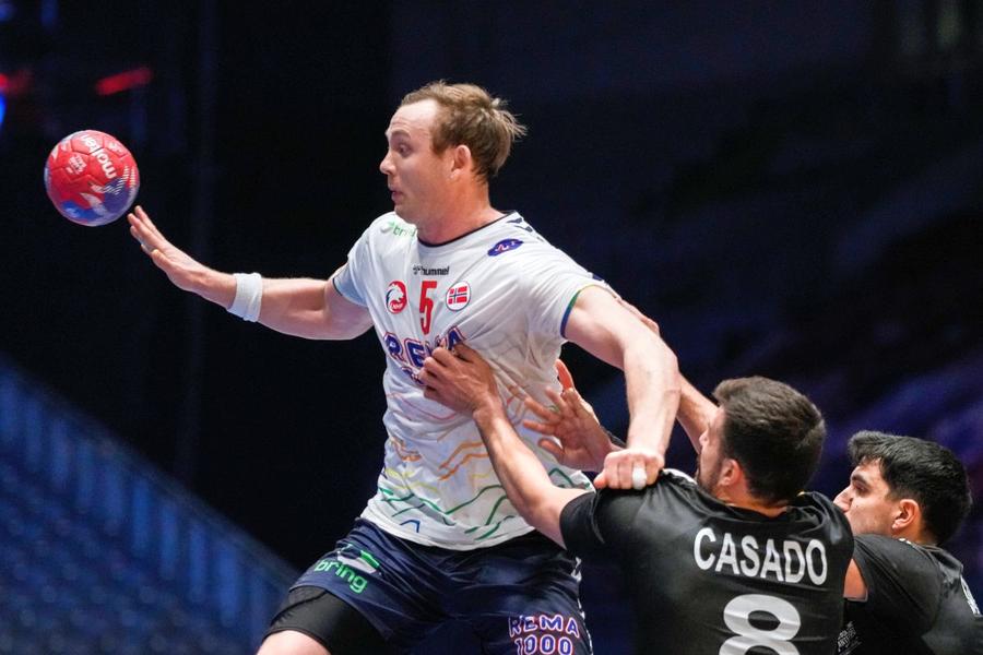 Sander Sagosen // Foto: Imago Începe Euro 2026 de handbal masculin, cu România la start » 10 detalii inedite, o favorită cum n-a mai fost vreodată: „Întrebarea e: cine va pierde finala împotriva acestei echipe?”