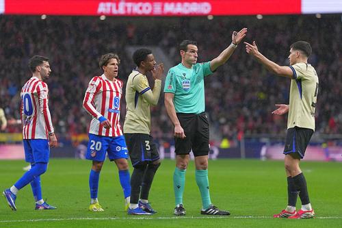 Barcelona a trimis o scrisoare către conducerea fotbalului iberic și către șeful Comisiei de Arbitri/ foto: Getty Images