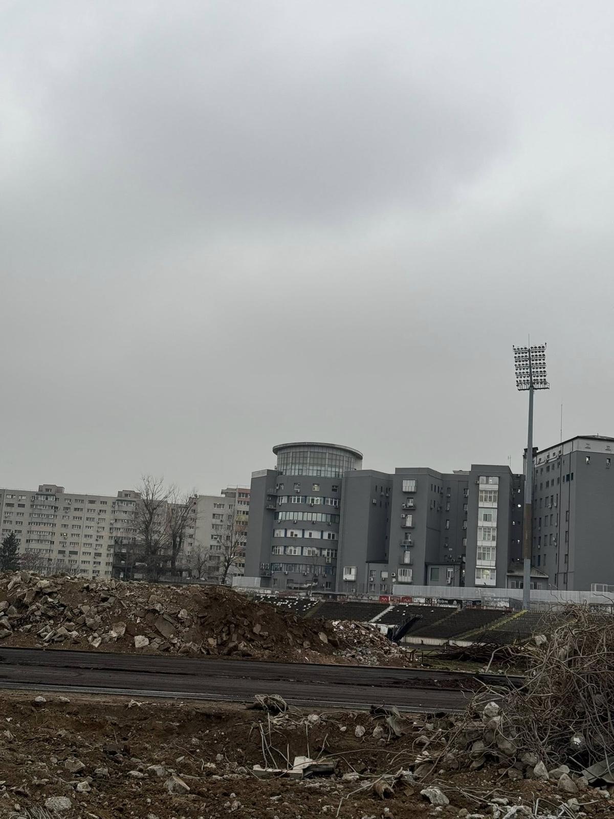 S-au reluat lucrările la noul stadion Dinamo » Cum merge demolarea