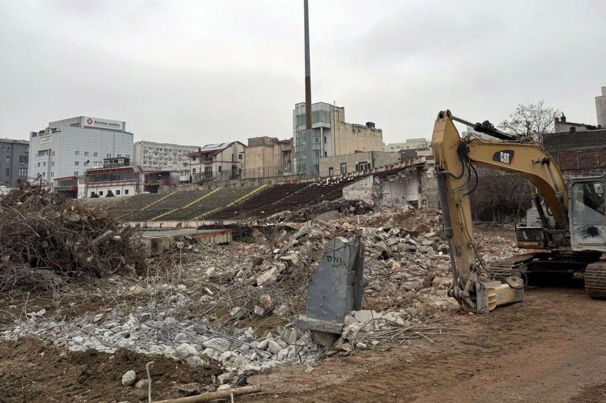 Pista vechiului stadion Dinamo a fost radiată