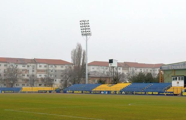 Așteptarea a luat sfârșit: primul meci din istorie în nocturnă pe stadionul din Superliga