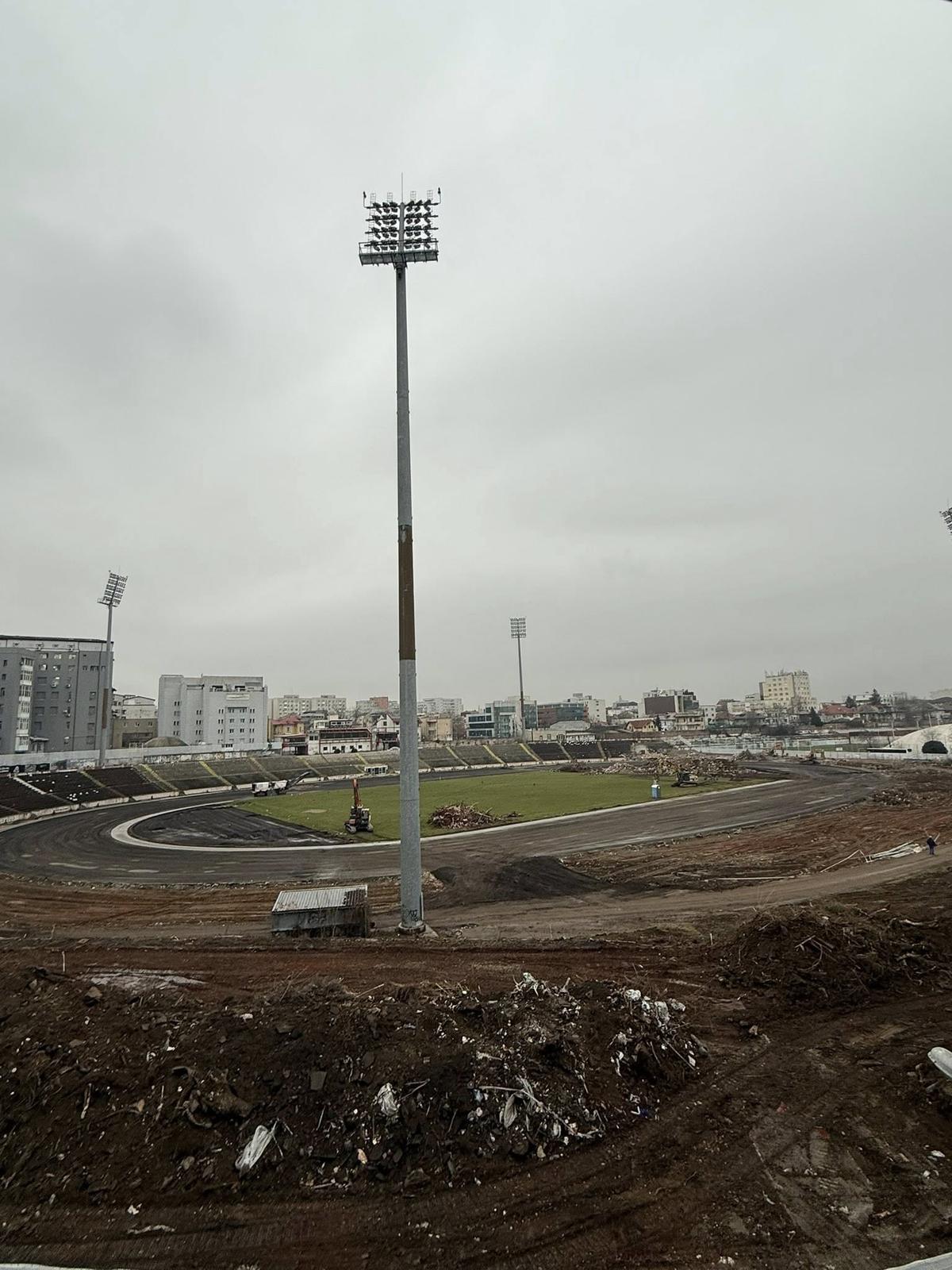 S-au reluat lucrările la noul stadion Dinamo » Cum merge demolarea