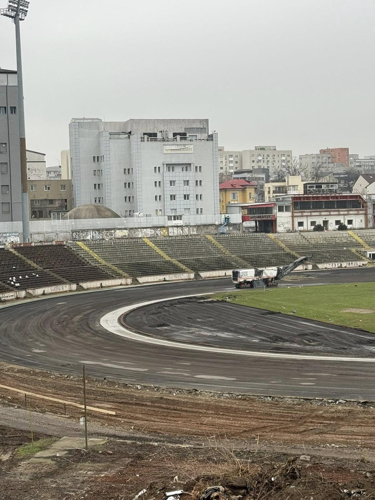 S-au reluat lucrările la noul stadion Dinamo » Cum merge demolarea