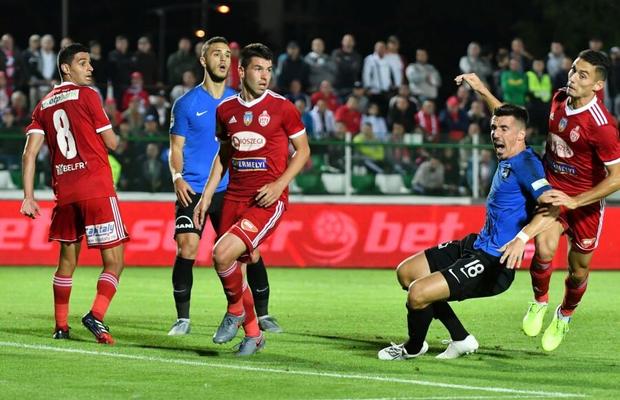 EXCLUSIV Cluburile din Liga 1, tot mai îngrijorate de criza coronavirus: „Nu știu ce soluții financiare vom mai găsi dacă se diminuează veniturile din drepturile TV”