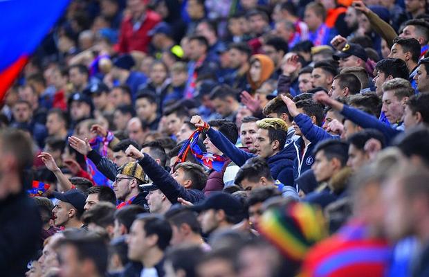 Peluza Roș-Albastră, comunicat dur la adresa unui patron din Liga 1: „Ai devenit penibil! Dai lecții și antrenorilor acum?”