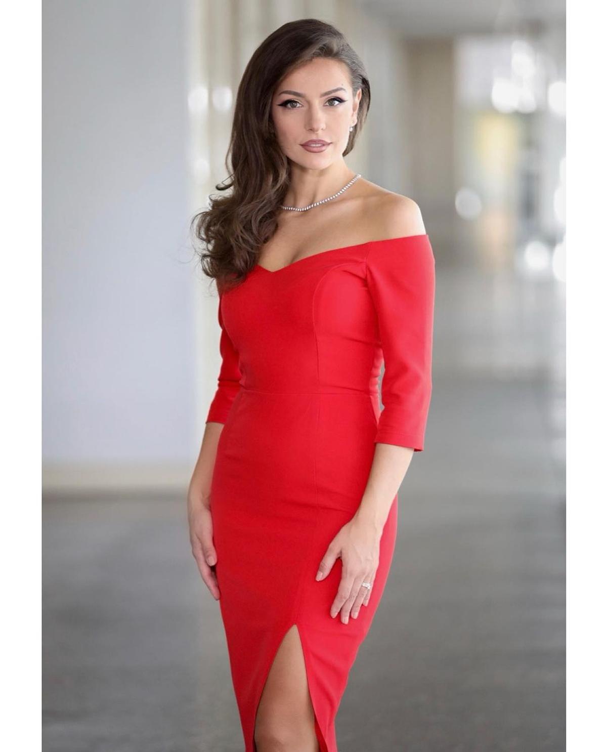 Simona Țăranu despre startul în televiziune: „Redactorul-șef mi-a zis: «Îmi pare rău de tine că ești profi, dar nu ești sexy»”