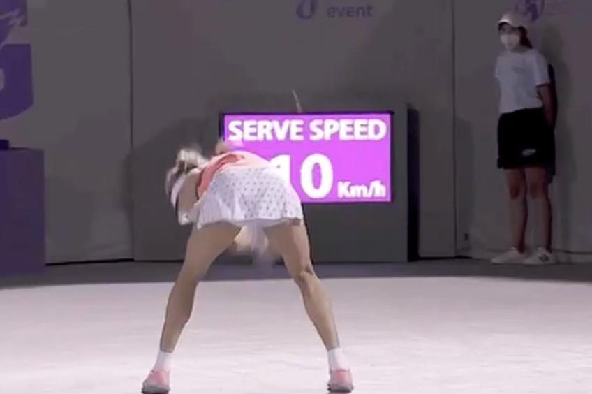 Criza de nervi a lui Eugenie Bouchard de la Guadalajara / Captură