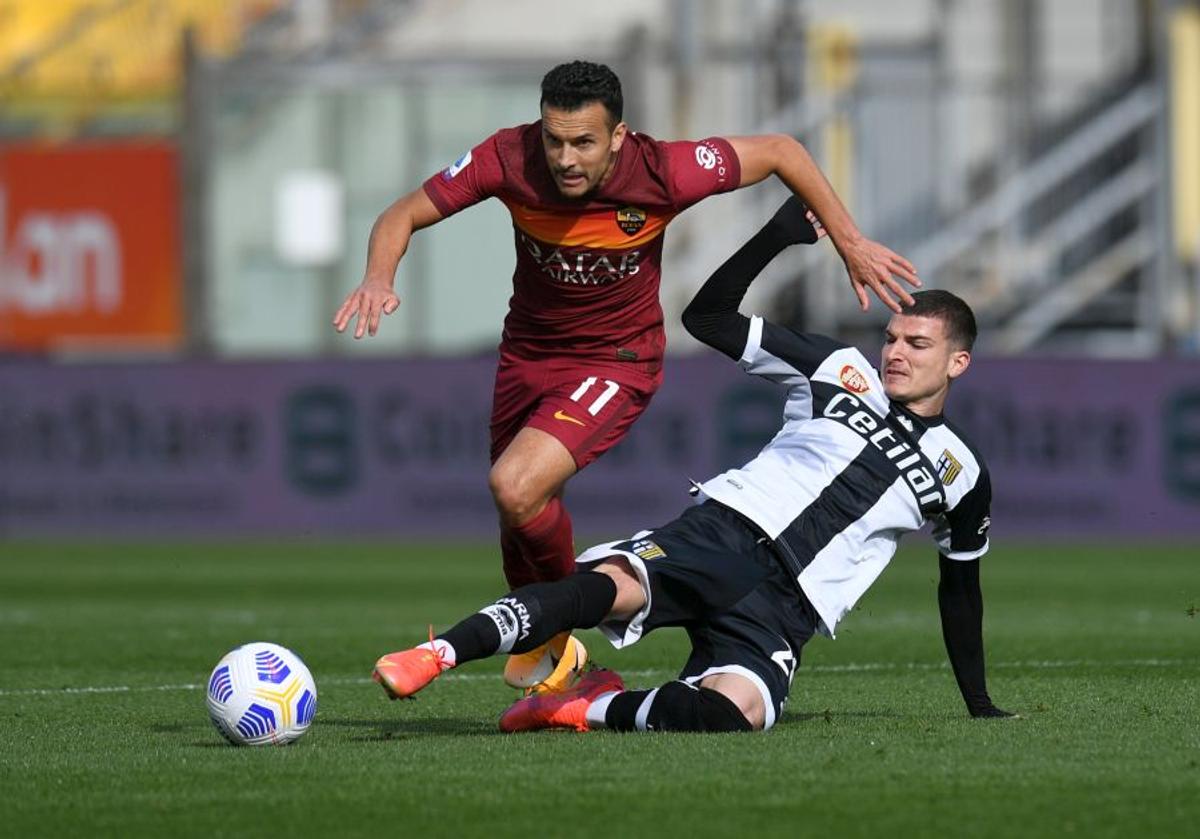 Parma - AS Roma. O nouă reprezentație pentru Dennis Man și Valentin Mihăilă