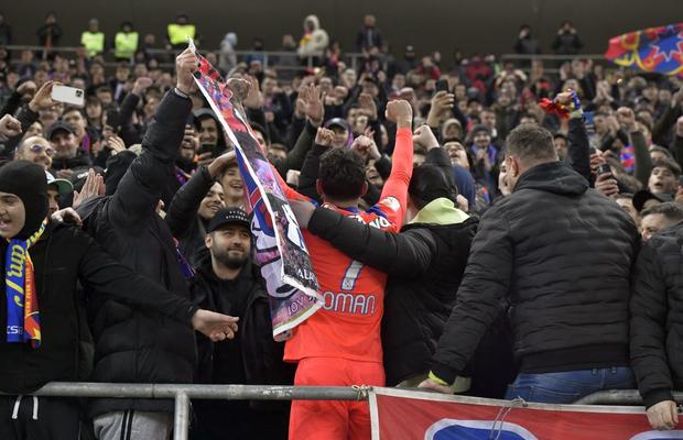 Ce au făcut Tănase și Oaidă, fotbaliștii huliți de ultrași, imediat după FCSB - Farul