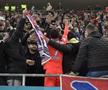 FCSB debutează cu victorie în play-off, 2-0 împotriva Farului, după o prestație catastrofală a „centralului” Lucian Rusandu. Fotbaliștii gazdelor au sărbătorit împreună cu fanii din Peluza Roș-Albastră.
