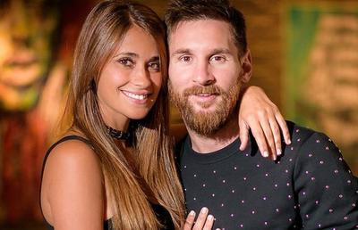 Soția lui Messi, reacție clară la huiduielile fanilor: cum a fost surprinsă Antonela