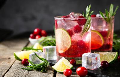 De ce este avantajos să comanzi online băuturi alcoolice pentru evenimente