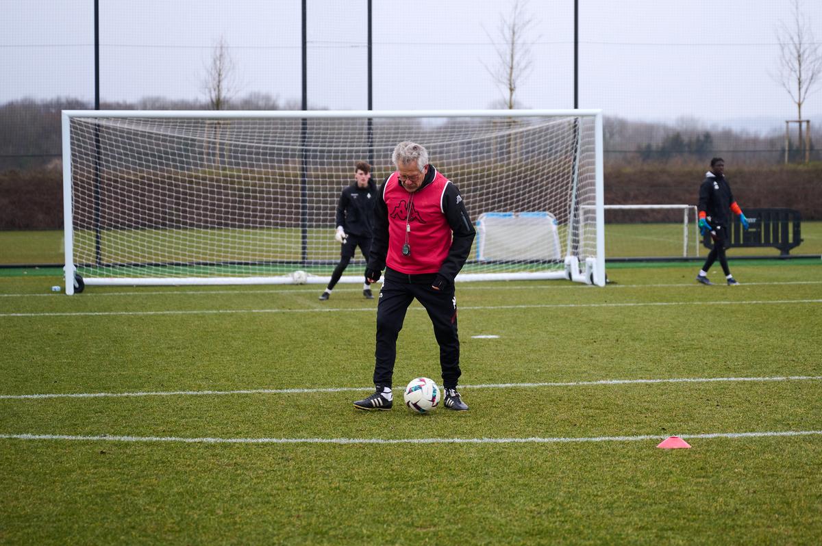Ladislau Boloni critică scandalul de la meciul Sepsi - FCU Craiova: „O porcărie bună pentru extremiști, nu pentru fotbal”