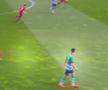 Spaimă în Youth League! Tânărul star de la Liverpool s-a prăbușit pe gazon