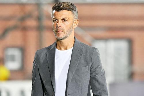 Costin Curelea, selecționerul României U20, a fost prezent, marți, în studioul GSP Live și a vorbit despre diferențele pe care le-a observat la Dinamo după schimbarea antrenorului. Azi, Ovidiu Burcă a contactat Gazeta pentru un drept la replică
