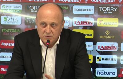 Deși Gigi „Corsicanu” spune că „nimeni de la Rapid nu a dat bani galeriei”, surse din cadrul clubului susțin că „s-au închiriat autocare sau vagoane de tren pentru deplasări”