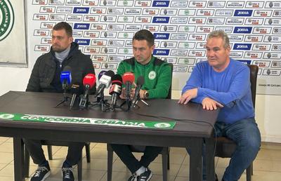 N-au mai avut loc la masă :) » Gabi Tamaș și Ilie Poenaru, prezentați la Chiajna: „Am discutat și cu Dinamo”