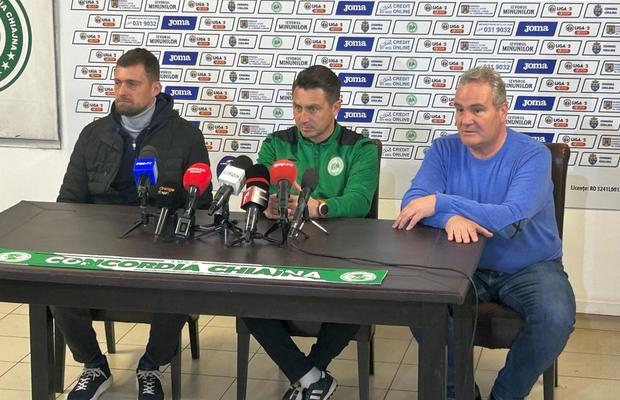 N-au mai avut loc la masă :) » Gabi Tamaș și Ilie Poenaru, prezentați la Chiajna: „Am discutat și cu Dinamo”