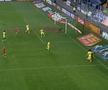 Ratarea lui Chică-Roșă în Petrolul - FC Botoșani