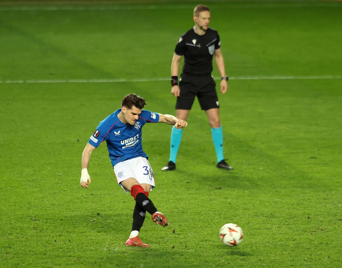 Ianis Hagi a ratat la loviturile de departajare în Rangers - Fenerbahce