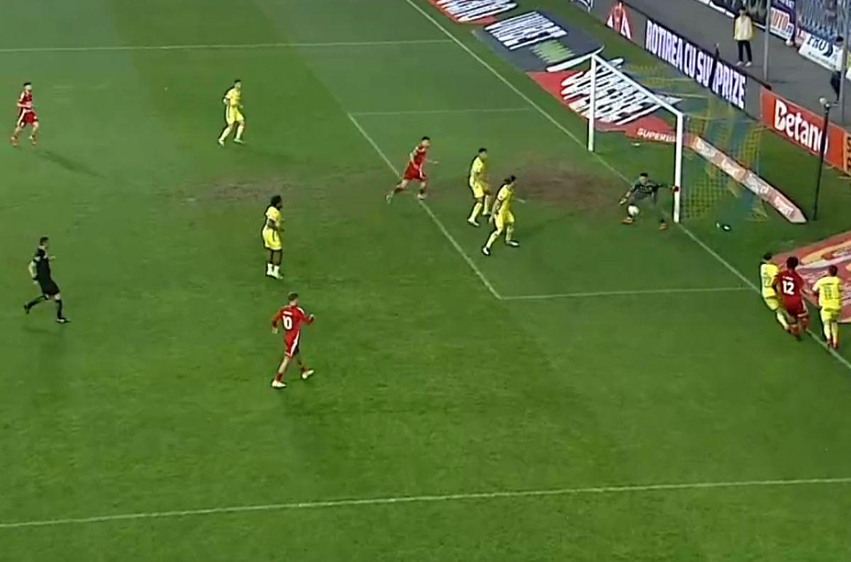 Ratarea lui Chică-Roșă în Petrolul - FC Botoșani