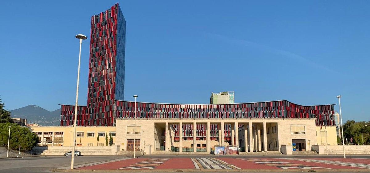 Stadion-octogon în centrul Capitalei, cu un turn de 112 metri! Imagini unice cu proiectul finalizat în 2019