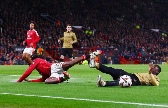 Bizar sau fair-play? Jucătorul lui Manchester United i-a cerut arbitrului să nu acorde acorde echipei sale un penalty!