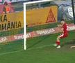 Ratarea lui Chică-Roșă în Petrolul - FC Botoșani