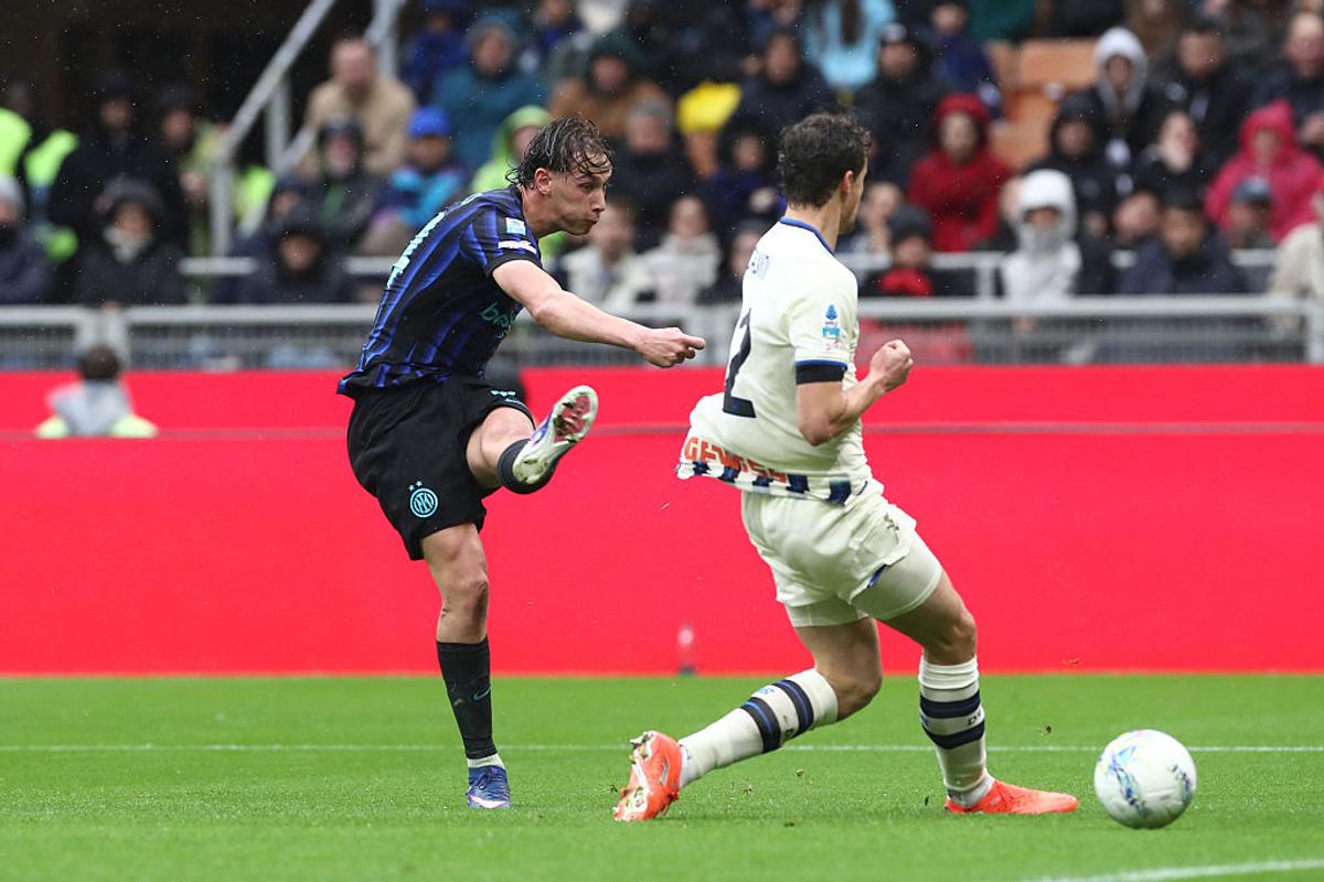 Inter face încă un pas greșit în lupta pentru titlu » Chivu, ELIMINAT! Scandal uriaș