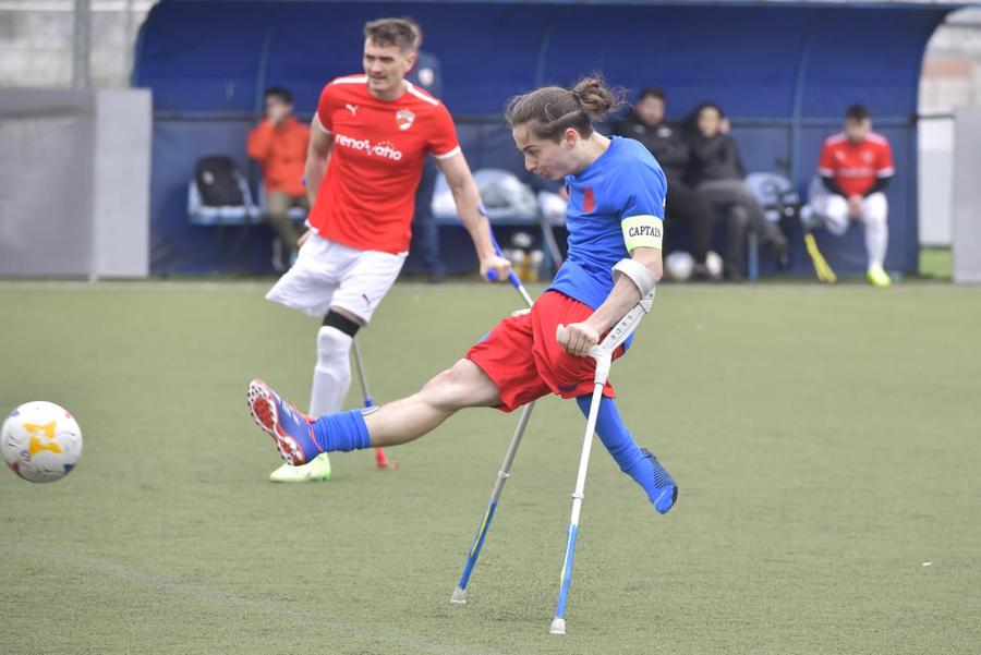 Și-au făcut din cârje visuri » GSP a asistat la primul FCSB - Dinamo în fotbalul pentru amputați: „Târâți-vă, dar niciodată nu renunțați!”