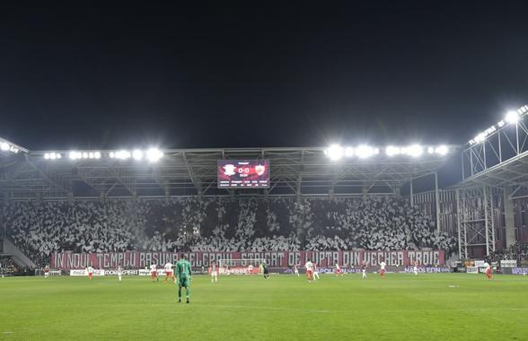 Scenografia din derby-ul Rapid - Dinamo » Mesajele afișate de galeriile rivale