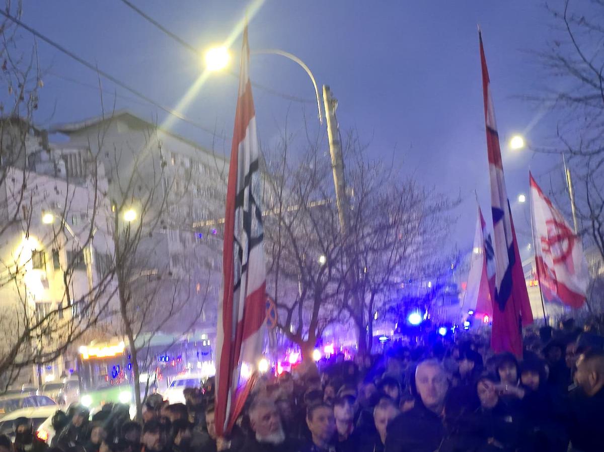 Rapid - Dinamo, corteo organizat de fanii „câinilor” înaintea ciocnirii din Giulești + imagini înaintea partidei