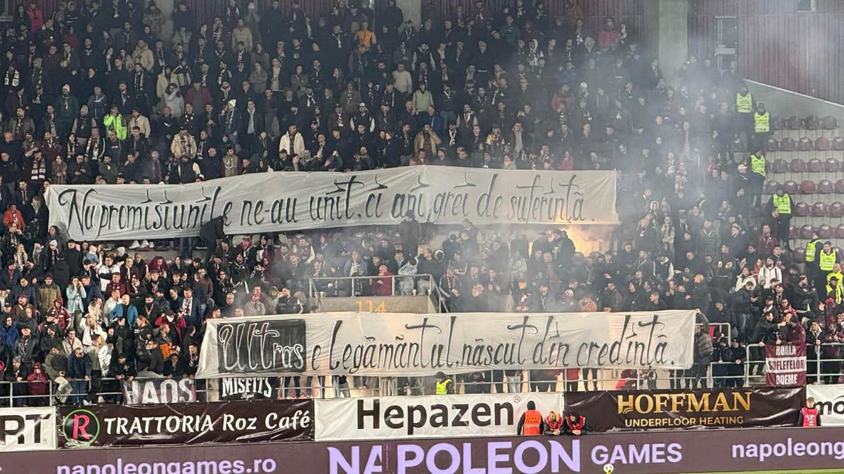 Scenografia din derby-ul Rapid - Dinamo » Mesajele afișate de galeriile rivale