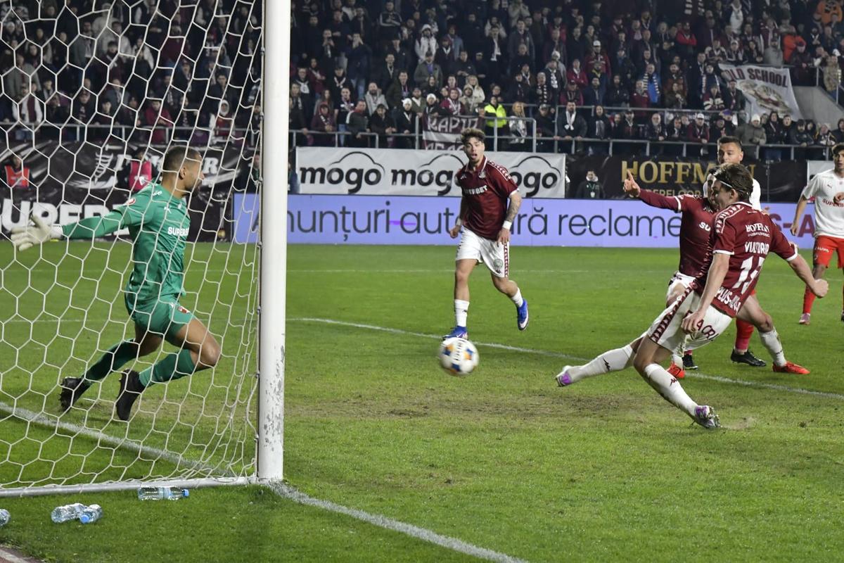 Gâlcă a numit cel mai greu moment din Rapid - Dinamo: „Eram montați, dar s-a întâmplat asta”