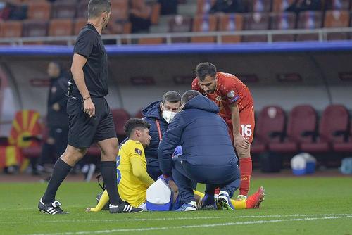 Coman a căzut secerat după doar 13 minute de joc cu Macedonia de Nord // FOTO: Cristi Preda