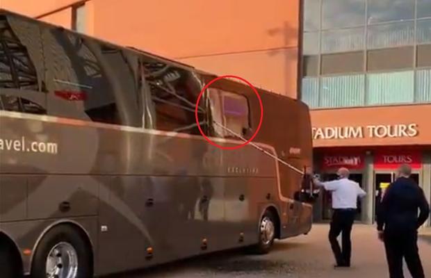 Incidente înaintea partidei: autocarul lui Real Madrid, atacat cu pietre la Liverpool