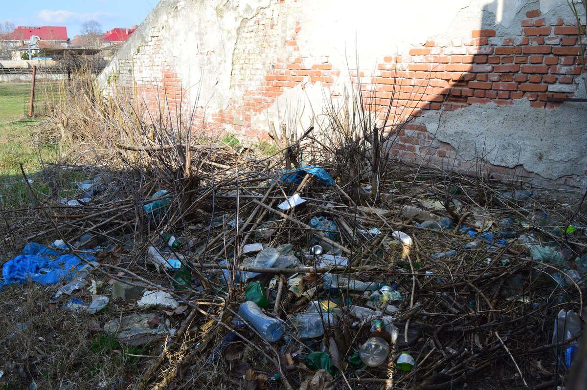 Se demolează un stadion de legendă din România! Lăsat în paragină, locul unde s-a născut „Campioana unei mari iubiri” va fi înlocuit cu o sală utilă mai multor discipline