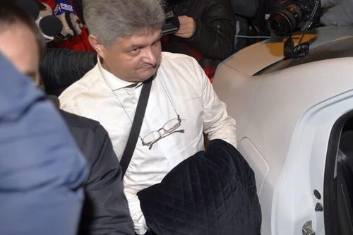 Florin Secureanu, managerul Spitalului public Malaxa din București, a fost condamnat astăzi la 5 ani și 10 luni de închisoare cu executare, în prima instanță, informează Libertatea.